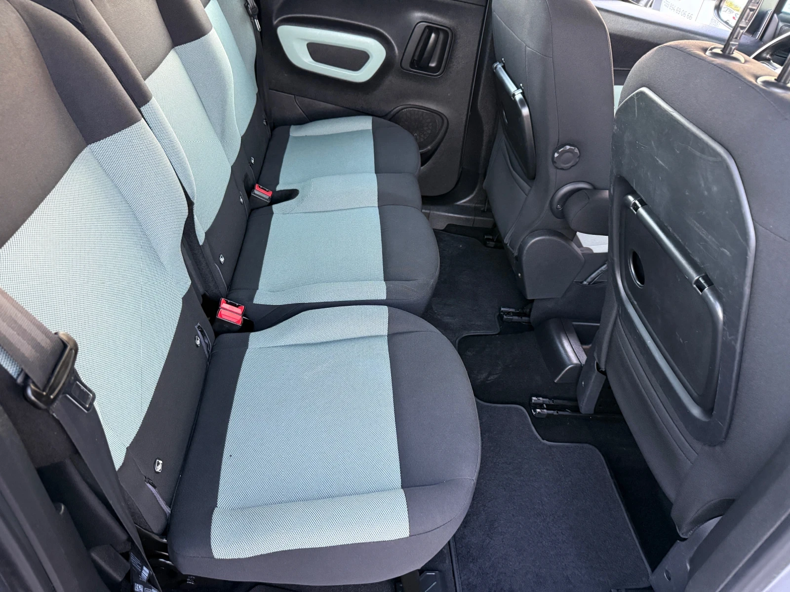 Citroen Berlingo 1.5 HDI 5 SEATS N1, снимка 11 - Автомобили и джипове - 55729537