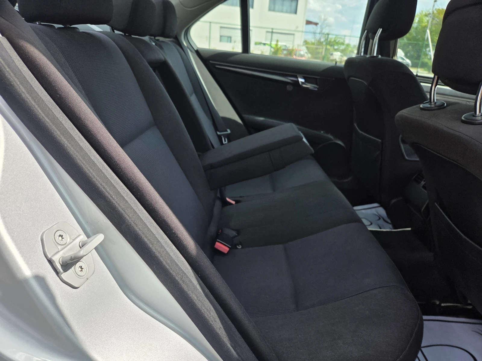 Mercedes-Benz C 220 2, 2CDI136ks6skPARKTRONIKKSENONITALIAEU4 | Mobile.bg � ����������� 15