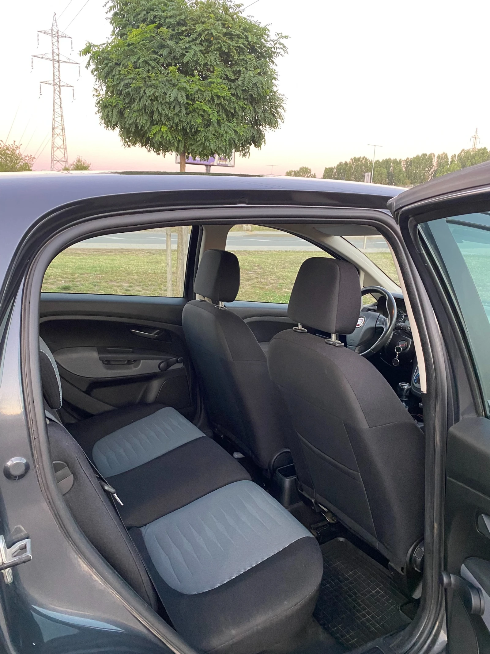 Fiat Punto 1.2, снимка 13 - Автомобили и джипове - 56338942