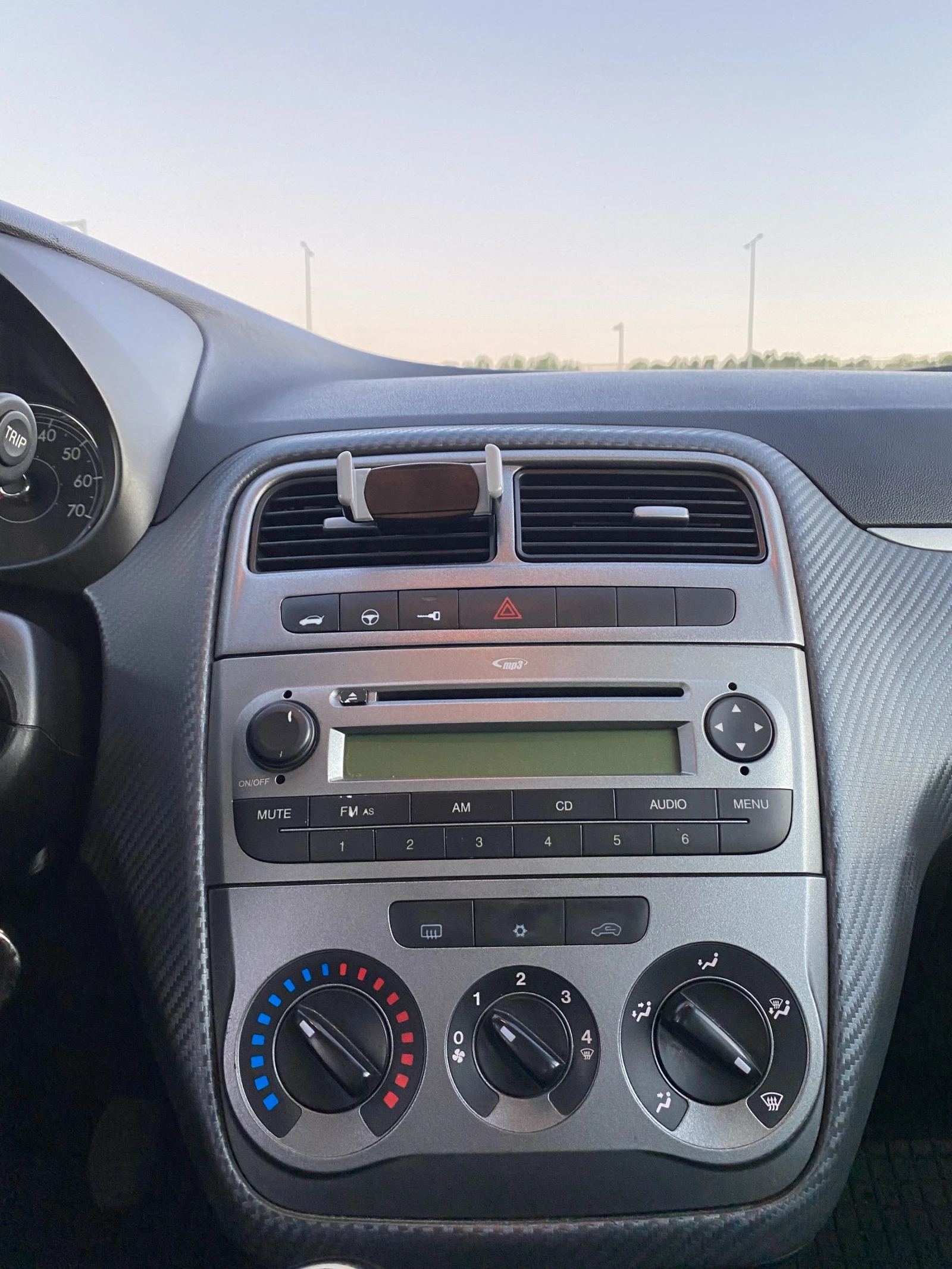 Fiat Punto 1.2, снимка 15 - Автомобили и джипове - 56338942