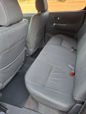 Toyota Hilux, снимка 10