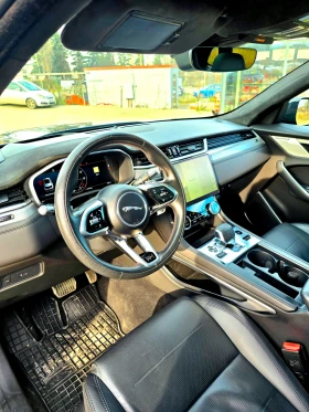 Jaguar F-PACE SVR P550 - 65900 € / 128889.20 лв. - 63717349 7