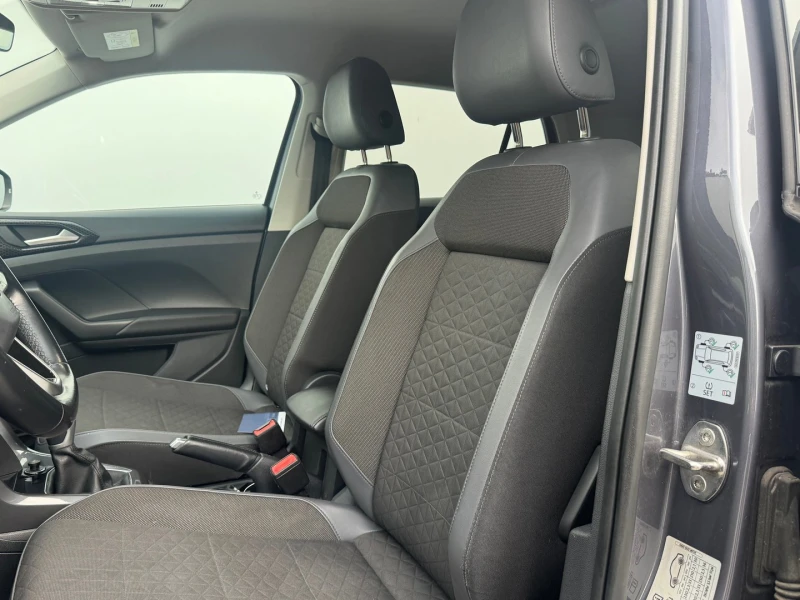 VW T-Cross Style 1.0 TSI OPF DSG, снимка 6 - Автомобили и джипове - 52544534