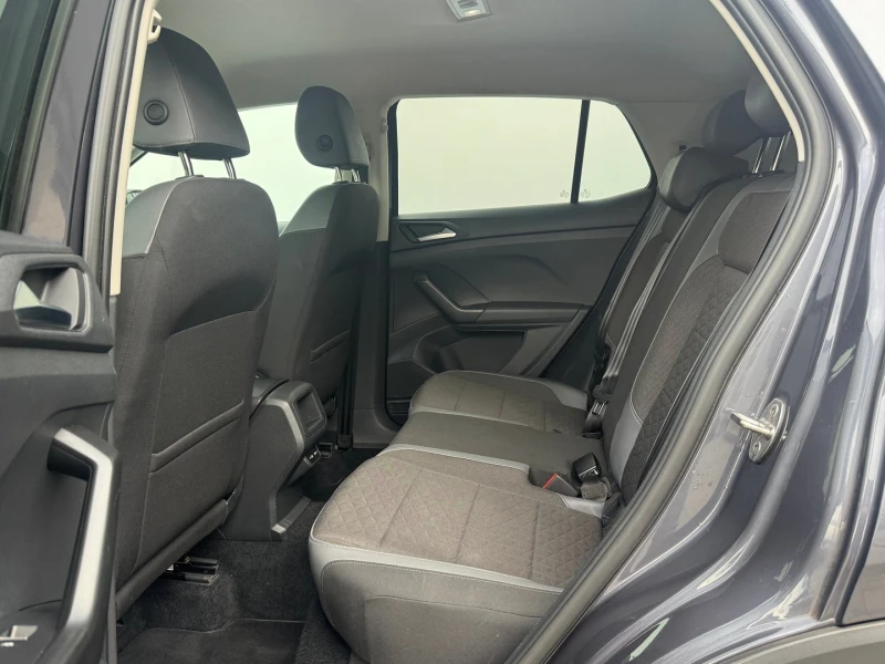 VW T-Cross Style 1.0 TSI OPF DSG, снимка 8 - Автомобили и джипове - 52544534