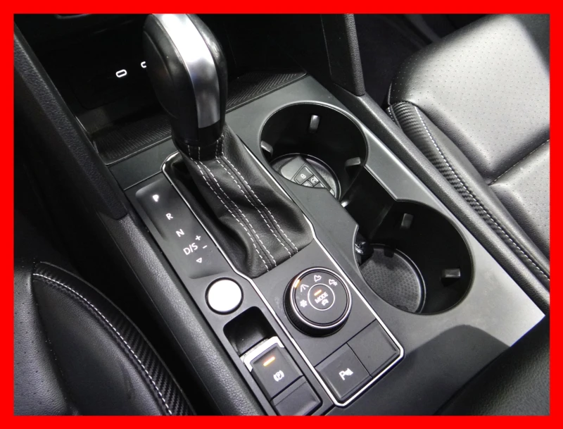 VW Atlas 2021* Cross Sport 3.6FSI 4MOTION* , снимка 14 - Автомобили и джипове - 52297703