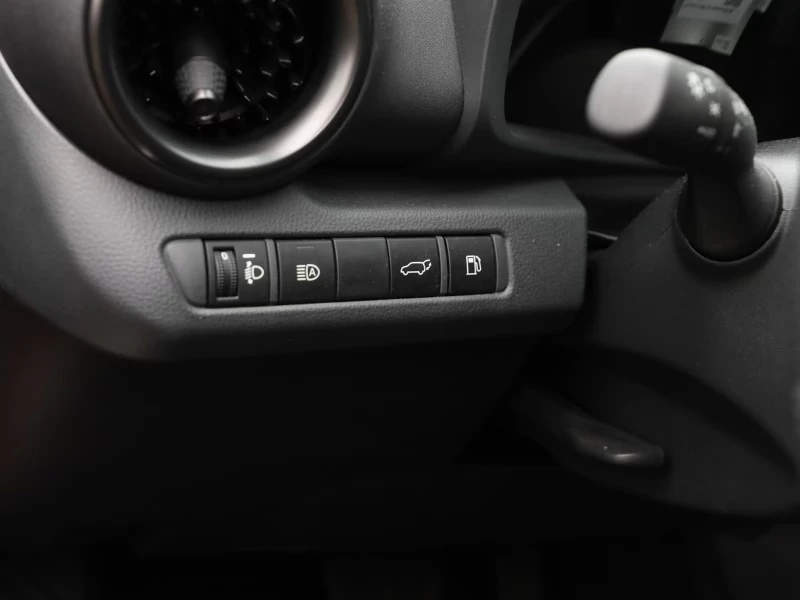 Toyota C-HR 2.0HEV/197HP/GR-SPORT/AWD/NAVI/CAM/ACC/AMBI/996f, снимка 8 - Автомобили и джипове - 52827415