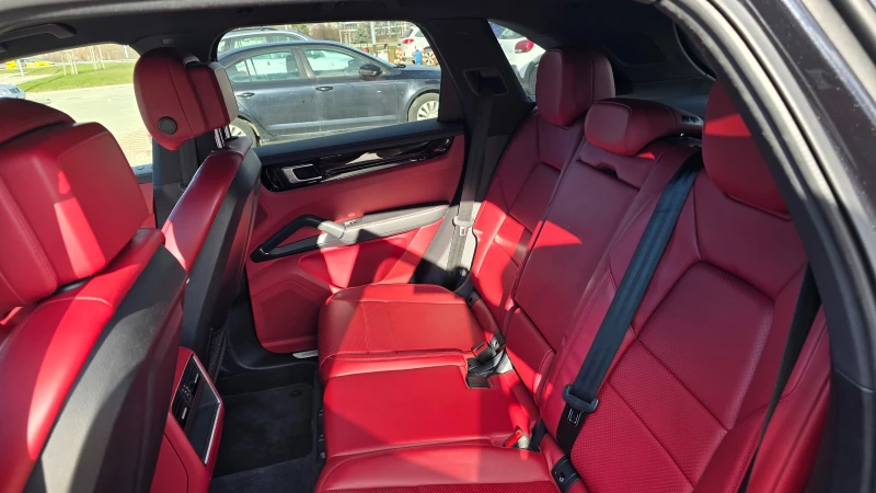 Porsche Cayenne V6 3.0T, снимка 13 - Автомобили и джипове - 52965525