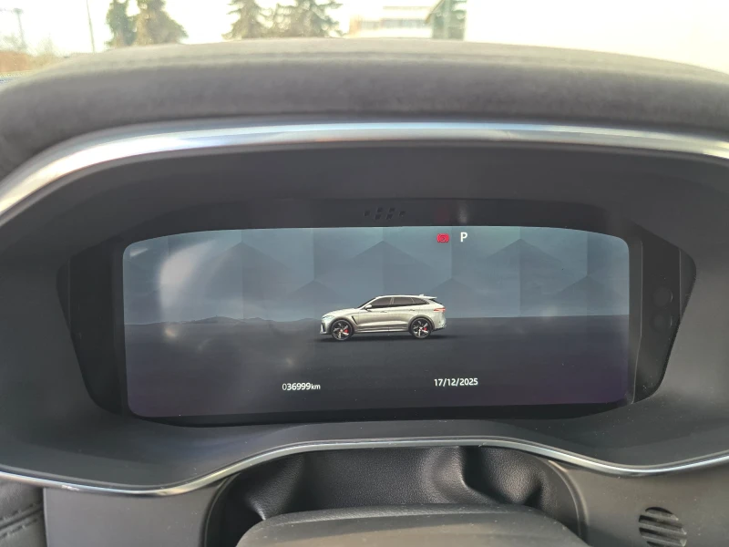 Jaguar F-PACE SVR P550, снимка 17 - Автомобили и джипове - 53070691