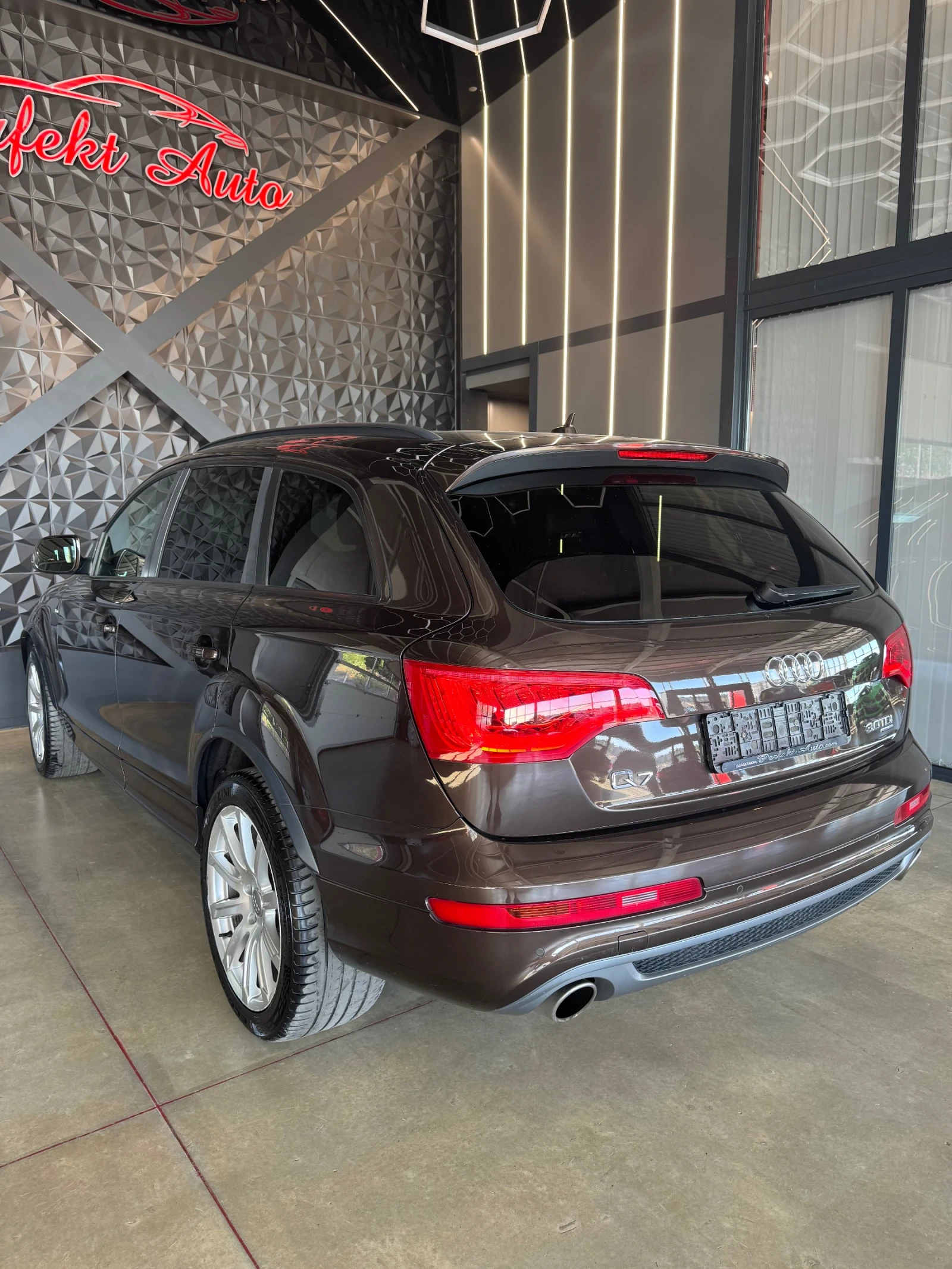 Audi Q7 3.0 TDI QUATTRO * FACELIFT * ПАНОРАМА * BOSE  - изображение 3