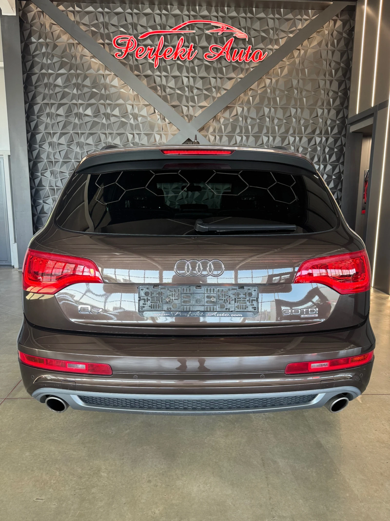 Audi Q7 3.0 TDI QUATTRO * FACELIFT * ПАНОРАМА * BOSE  - изображение 4