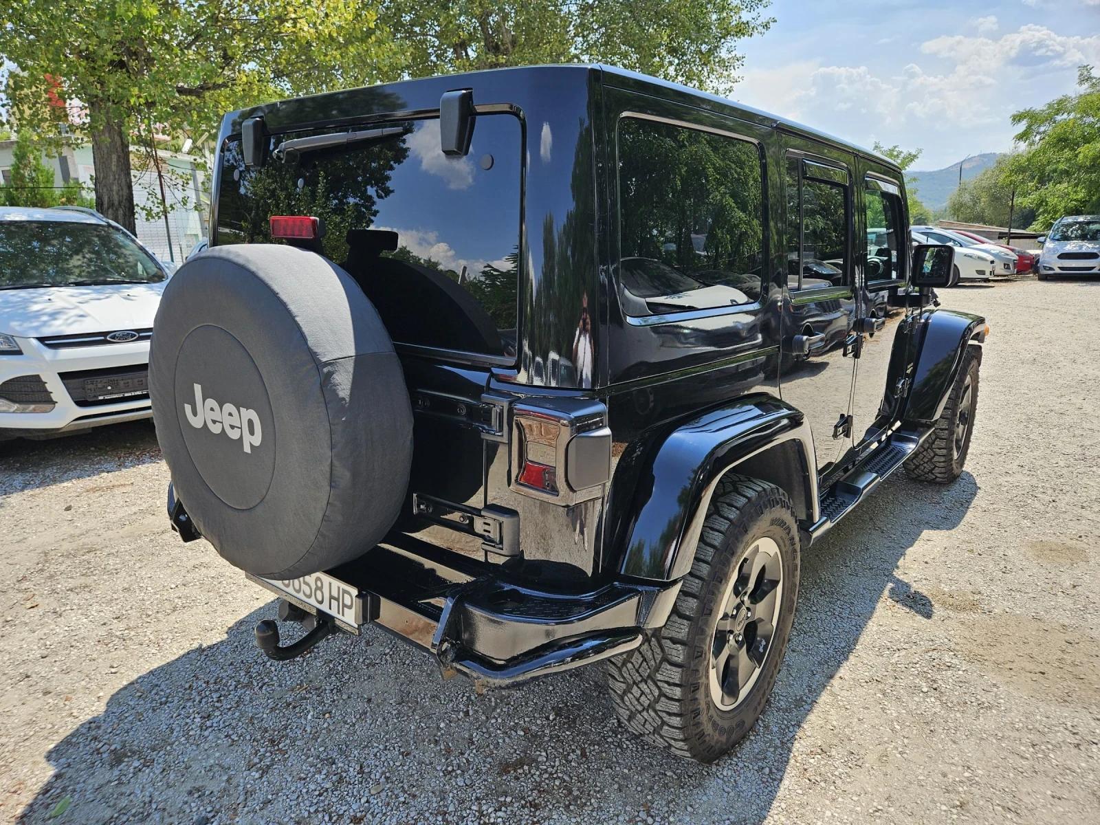 Jeep Wrangler Sahara Unlimited 2.8crdi - изображение 4