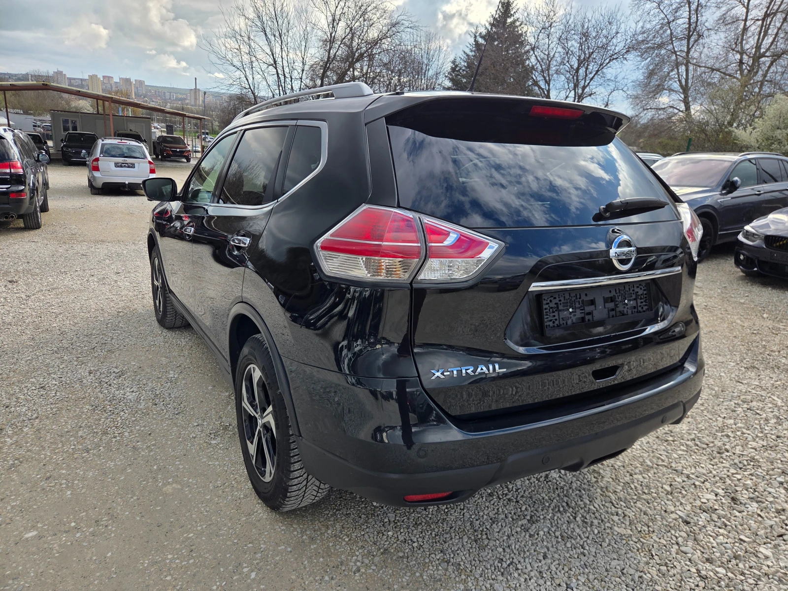 Nissan X-trail 1.6  163k.c TEKNA ШВЕЙЦАРИЯ 4WD  , снимка 5 - Автомобили и джипове - 54081971