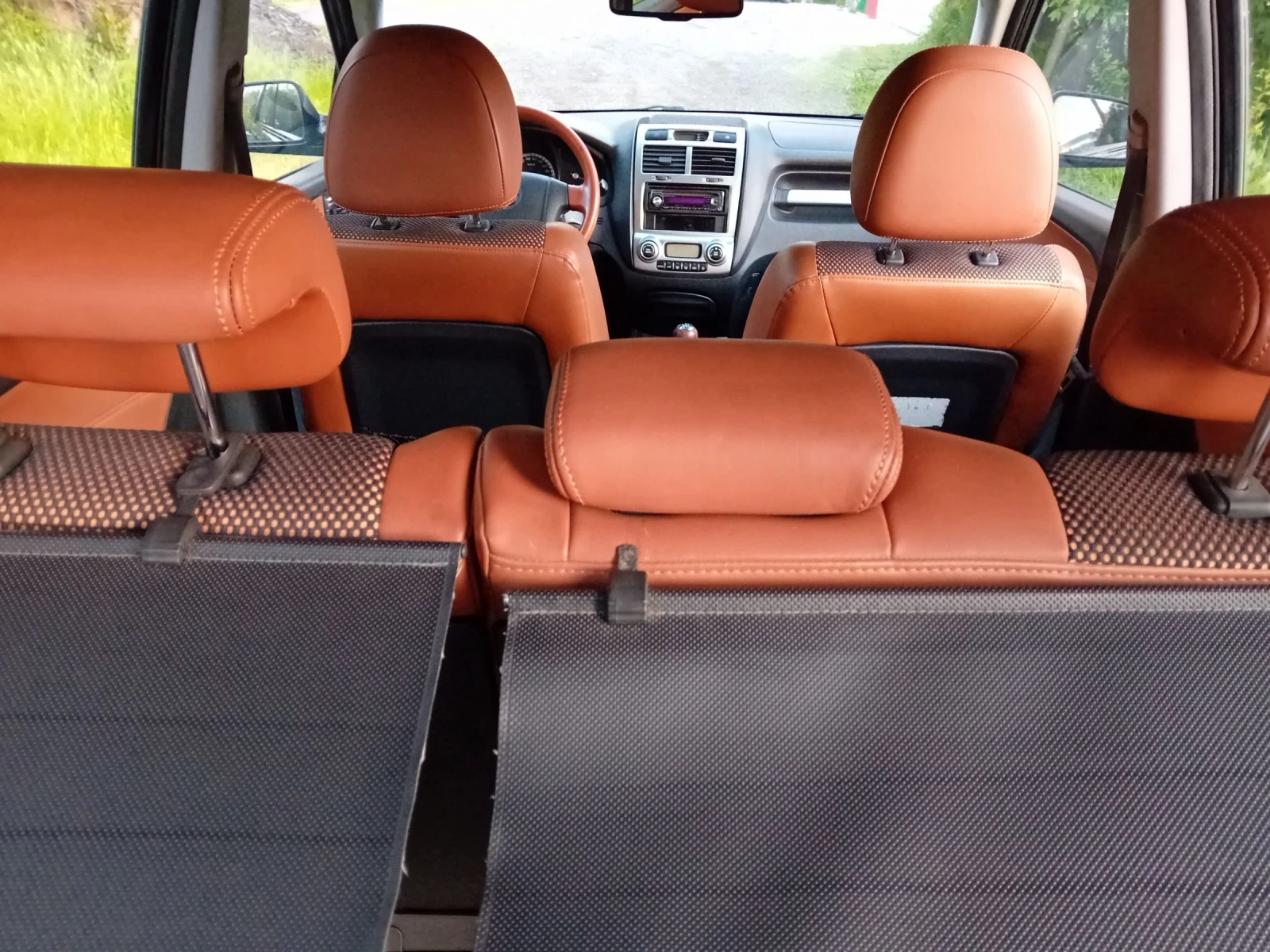 Kia Sportage 4х4 Кожен салон подгрев на седалки , снимка 12 - Автомобили и джипове - 54543751