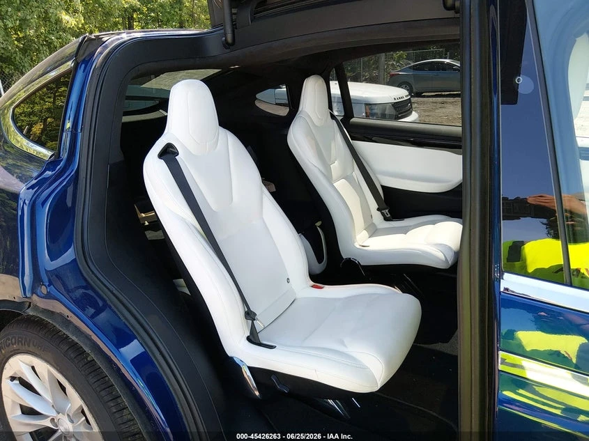 Tesla Model X Long Range Dual Motor All-Wheel Drive/Long Range P, снимка 8 - Автомобили и джипове - 55104345