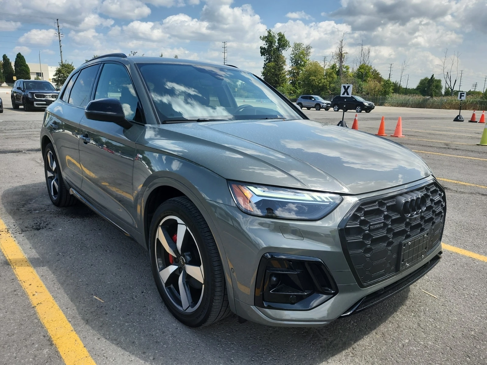 Audi Q5 TECHNIK / АВТОКРЕДИТ, снимка 2 - Автомобили и джипове - 55781508