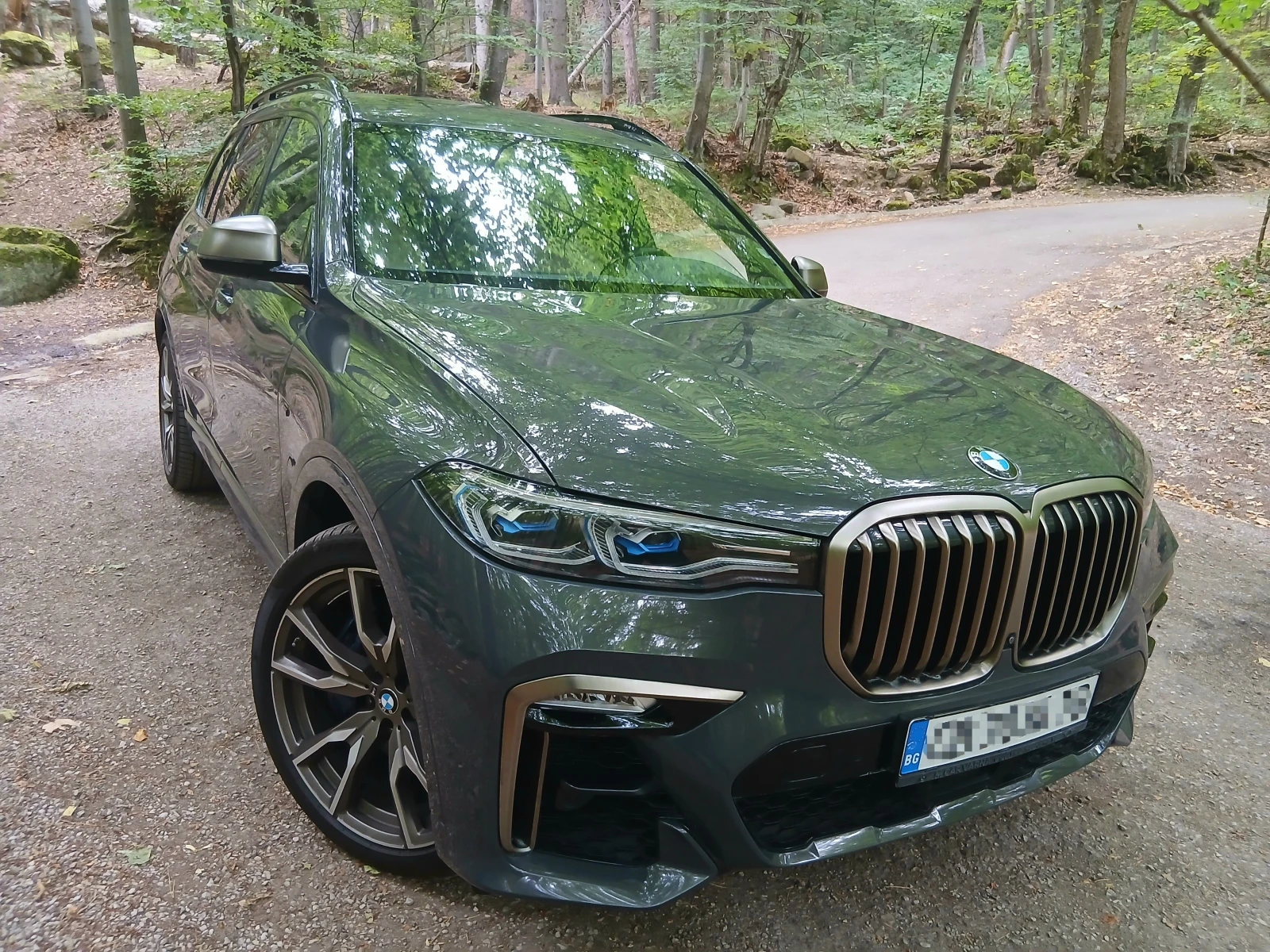 BMW X7 M50i