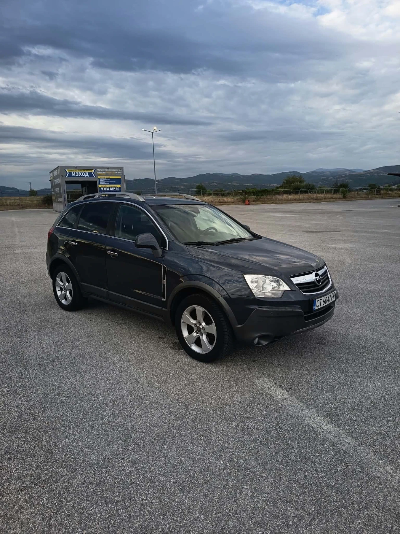 Opel Antara 2.0D* 4X4* КОЖА* АВТОМАТИК* НАВИГАЦИЯ, снимка 2 - Автомобили и джипове - 56245199