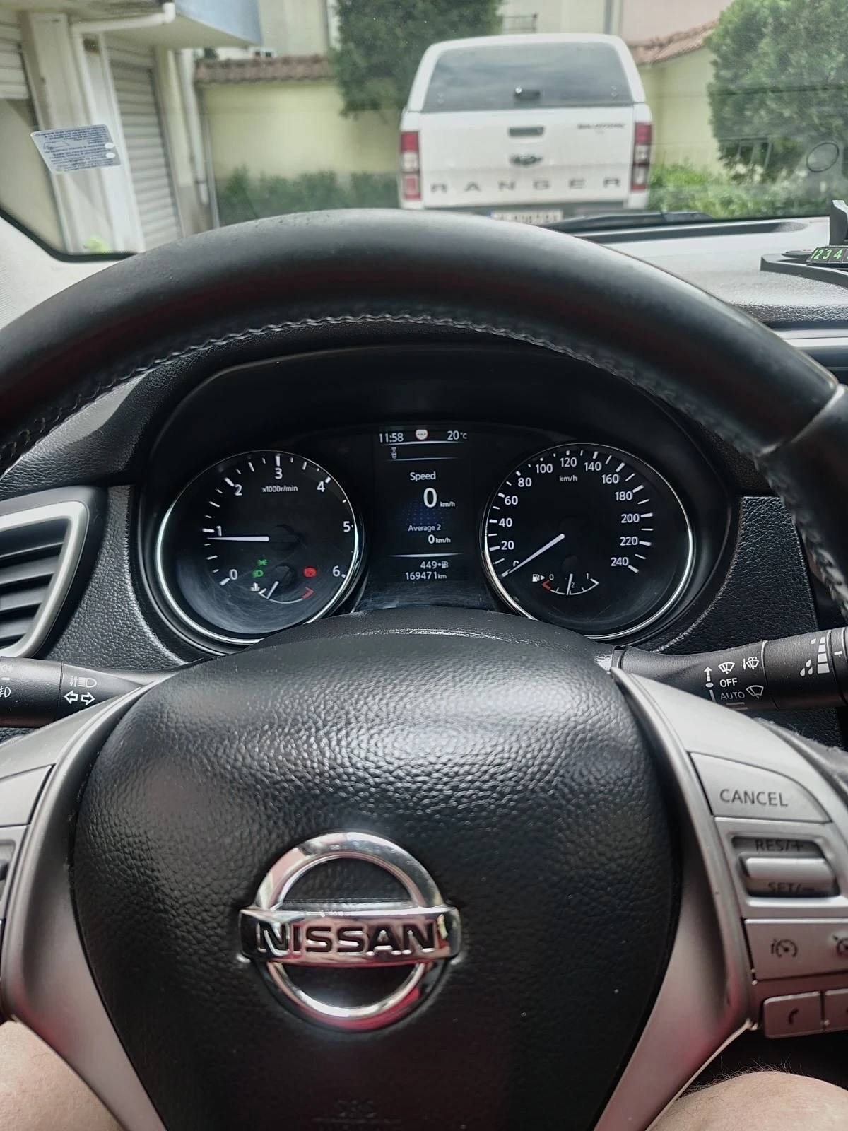 Nissan Qashqai, снимка 3 - Автомобили и джипове - 56527364