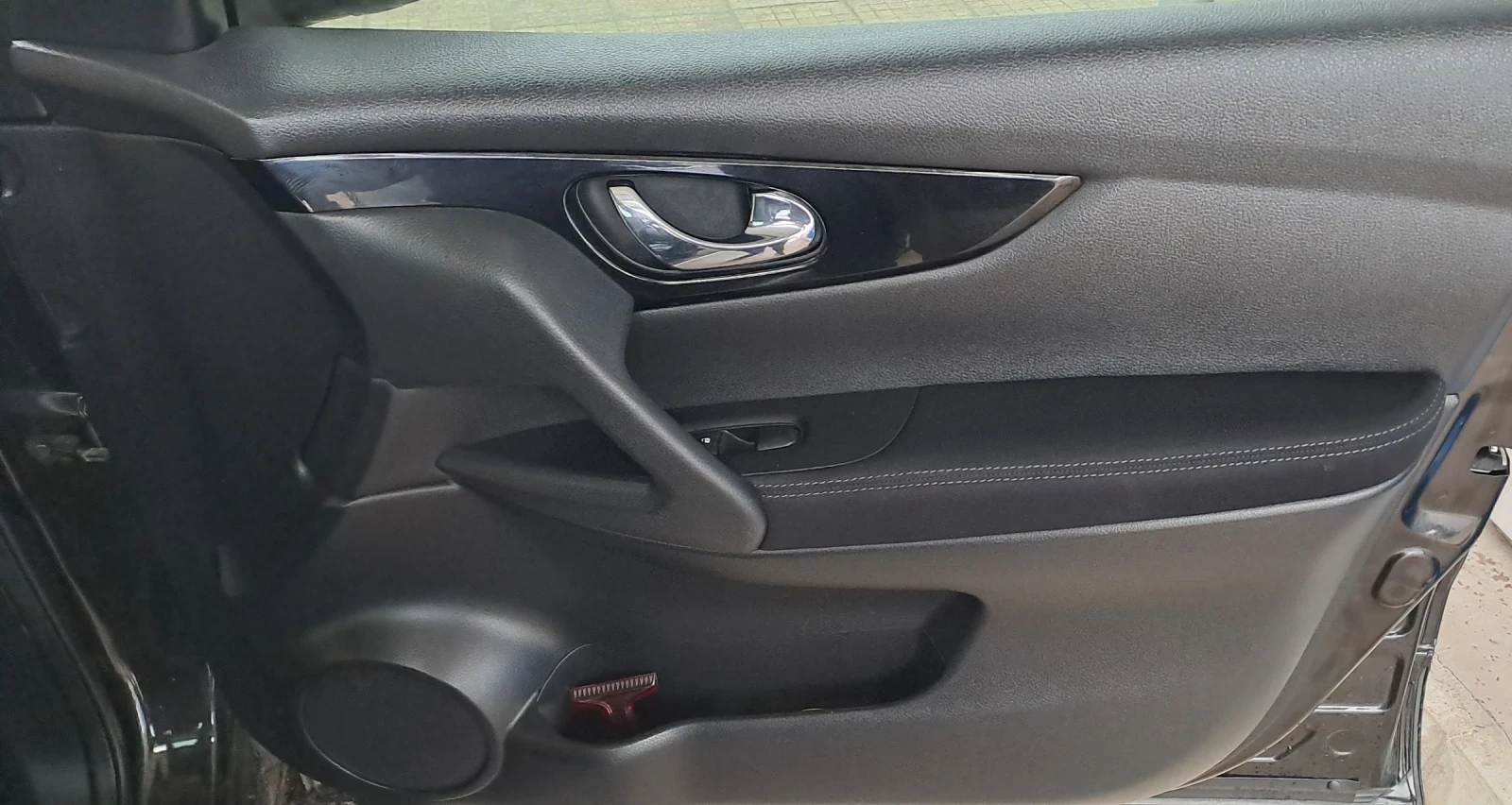 Nissan Qashqai 1.5 dci, снимка 3 - Автомобили и джипове - 56661555