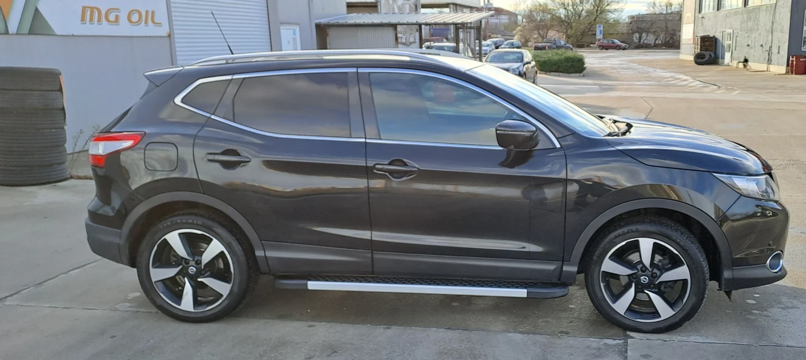 Nissan Qashqai 1.5 dci, снимка 4 - Автомобили и джипове - 56661555