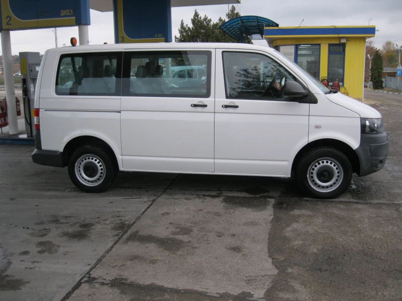 VW T5, снимка 4 - Бусове и автобуси - 47928286