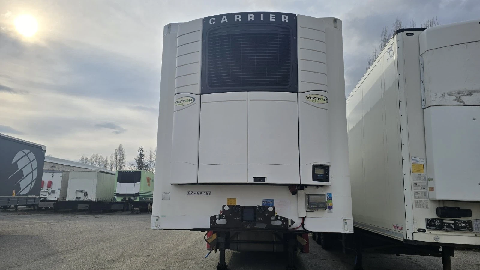 ����������� LAMBERET / CARRIER 1550 / 2.70 ���./8400 �� ����  | Mobile.bg � ����������� 10