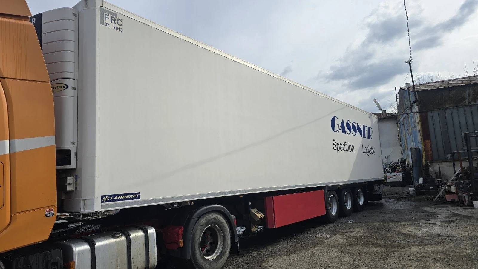 ����������� LAMBERET / CARRIER 1550 / 2.70 ���./8400 �� ����  | Mobile.bg � ����������� 7