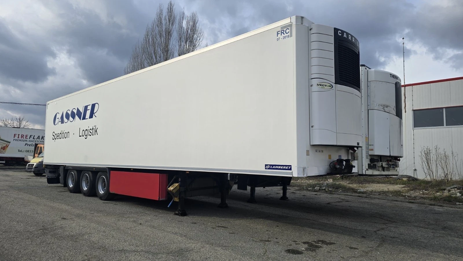 ����������� LAMBERET / CARRIER 1550 / 2.70 ���./8400 �� ����  | Mobile.bg � ����������� 9