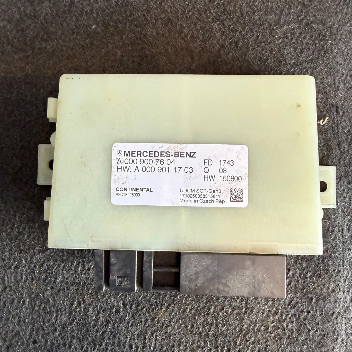 Модул управляващ блок за AdBlue SCR за Mercedes W222 350 CDI A0009007604-611