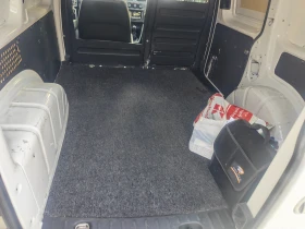 VW Caddy 2.0 TDI, снимка 12