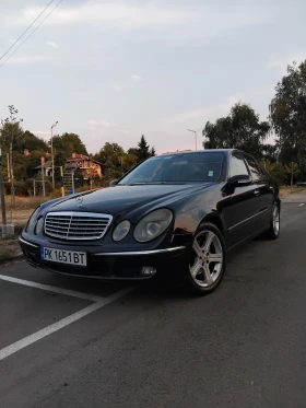 Mercedes-Benz E 220, снимка 1