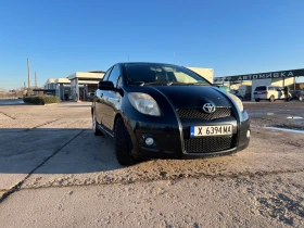 Toyota Yaris SR, снимка 1