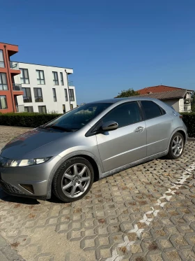 Обява за продажба на Honda Civic 1.8 Бензин Газ Навигация ~9 000 лв. - изображение 2