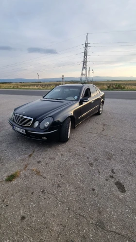     Mercedes-Benz E 270