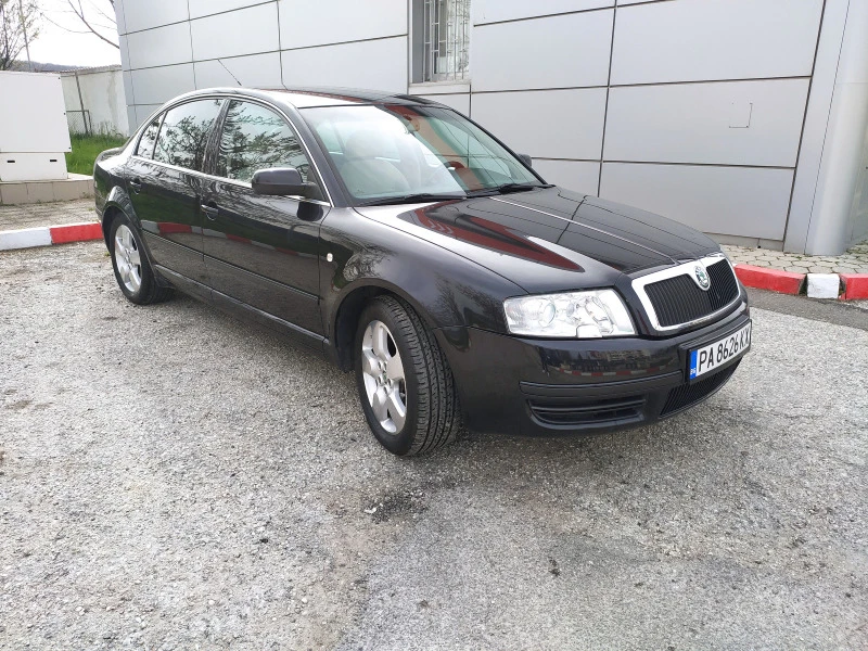 Skoda Superb, снимка 1 - Автомобили и джипове - 47348220