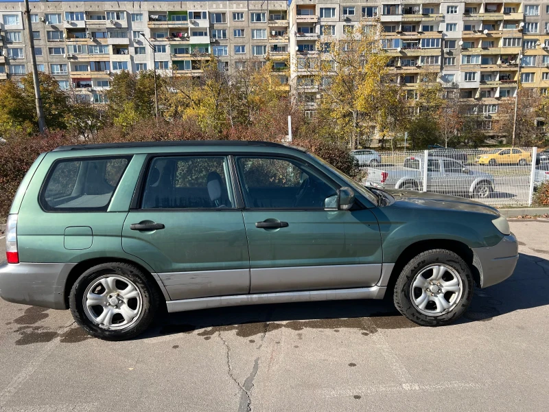 Subaru Forester, снимка 4 - Автомобили и джипове - 47898031