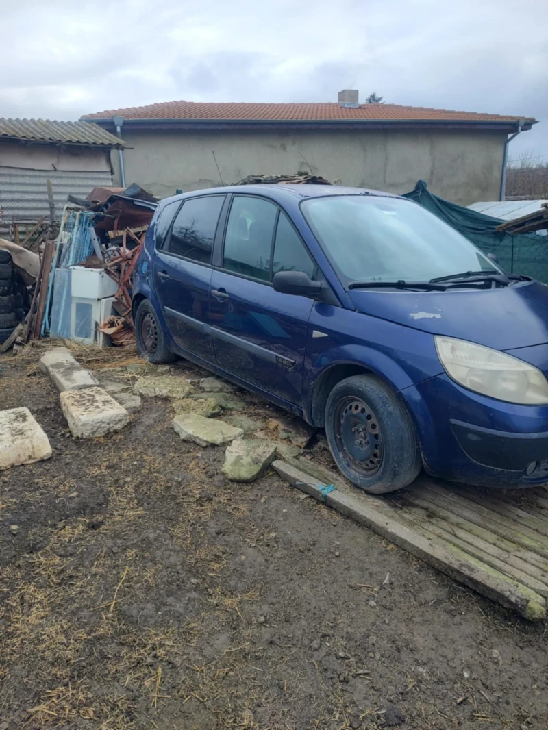 Renault Scenic, снимка 2 - Автомобили и джипове - 48000449