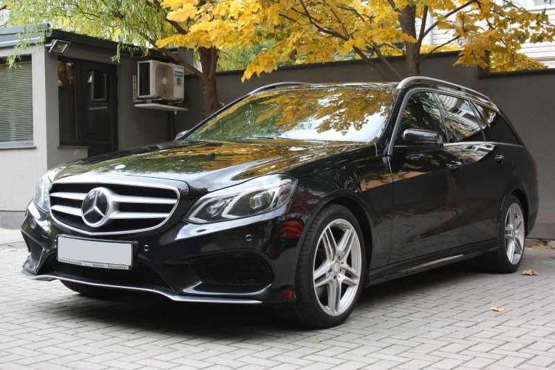 Mercedes-Benz E 400 AMG, DISTRONIC, Масаж, FULL! , снимка 1 - Автомобили и джипове - 48435263