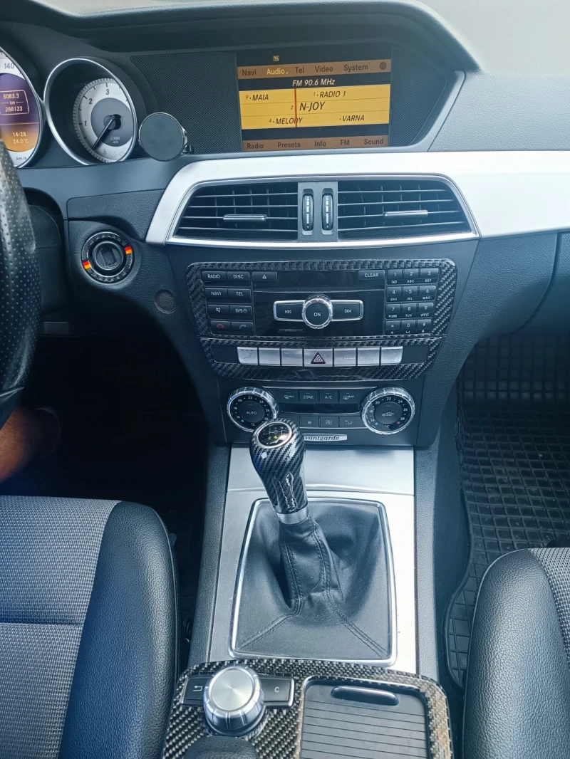 Mercedes-Benz C 180 CDi BlueEfficiency , снимка 16 - Автомобили и джипове - 52621124