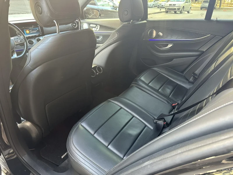 Mercedes-Benz E 220 АMG 9G-tronik, снимка 8 - Автомобили и джипове - 52715358