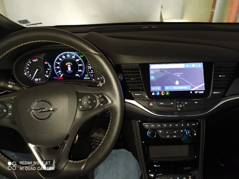 Opel Astra 1.2 Ultimate, снимка 9 - Автомобили и джипове - 53079762