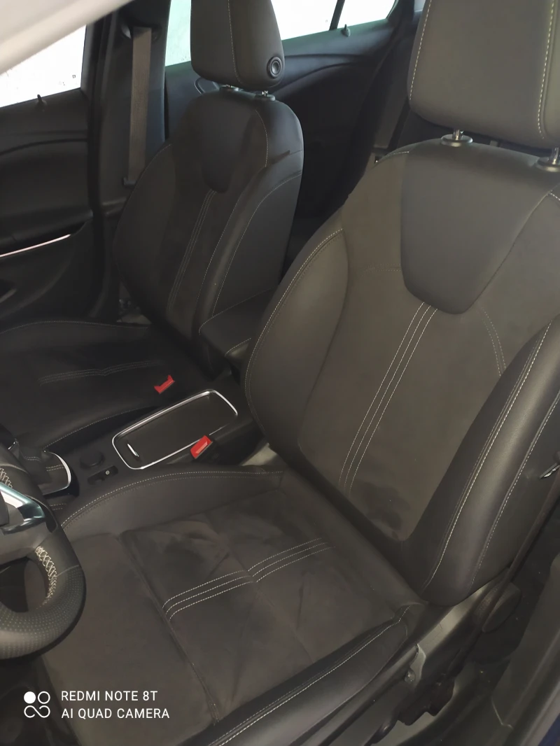 Opel Astra 1.2 Ultimate, снимка 5 - Автомобили и джипове - 53079762