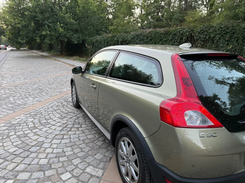 Volvo C30, снимка 4 - Автомобили и джипове - 52645917