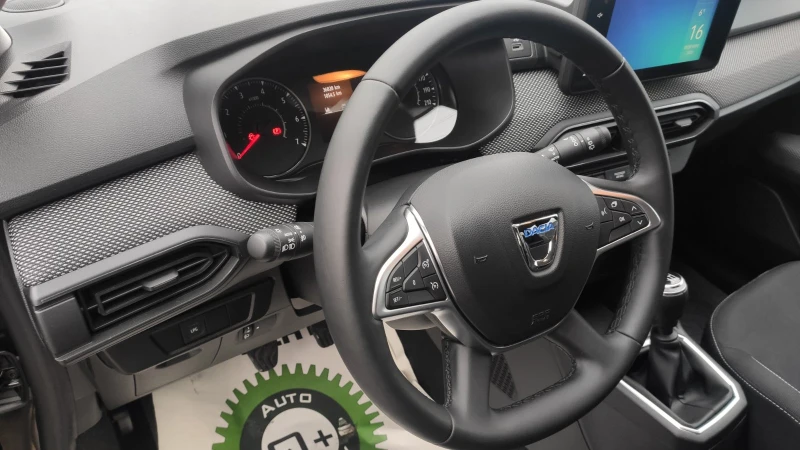 Dacia Jogger 1.0 i ГАЗ+ БЕНЗИН, снимка 5 - Автомобили и джипове - 53501972