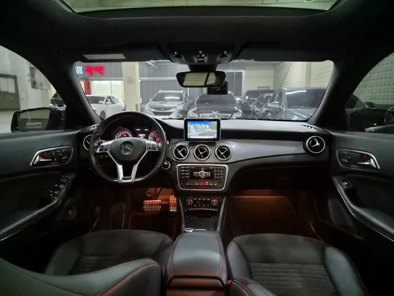 Mercedes-Benz CLA 250 4MATIC AMG LINE, снимка 13 - Автомобили и джипове - 55097072