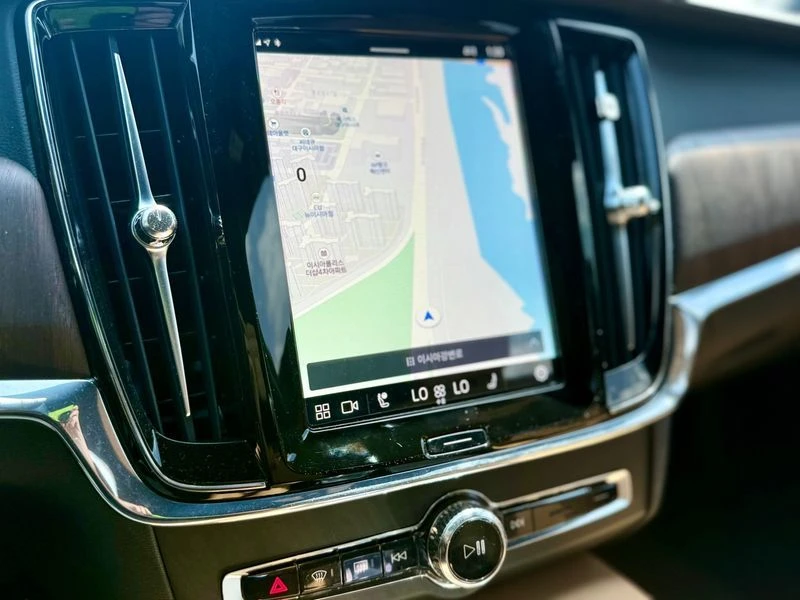 Volvo S90 КРАЙНА ЦЕНА: 33967 EUR !!!РЕАЛНА КРАЙНА ЦЕНА!!!, снимка 17 - Автомобили и джипове - 55969514