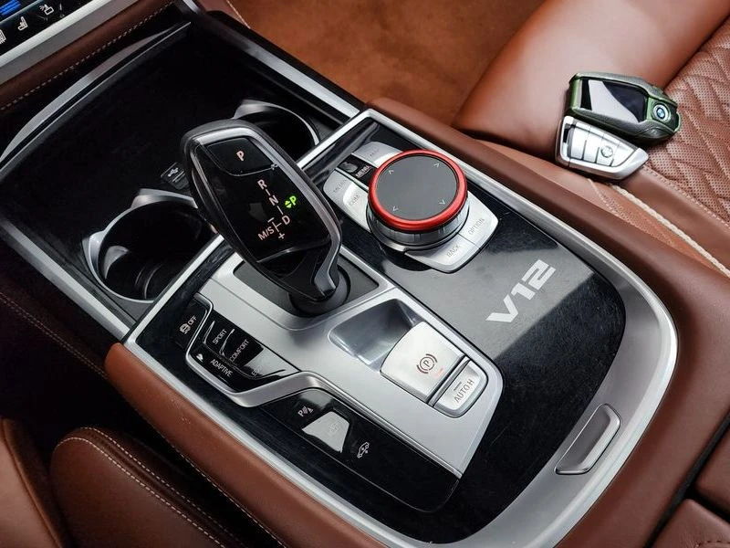 BMW 760 M760Li xDrive V12 Excellence| 601к.с., снимка 9 - Автомобили и джипове - 55989620