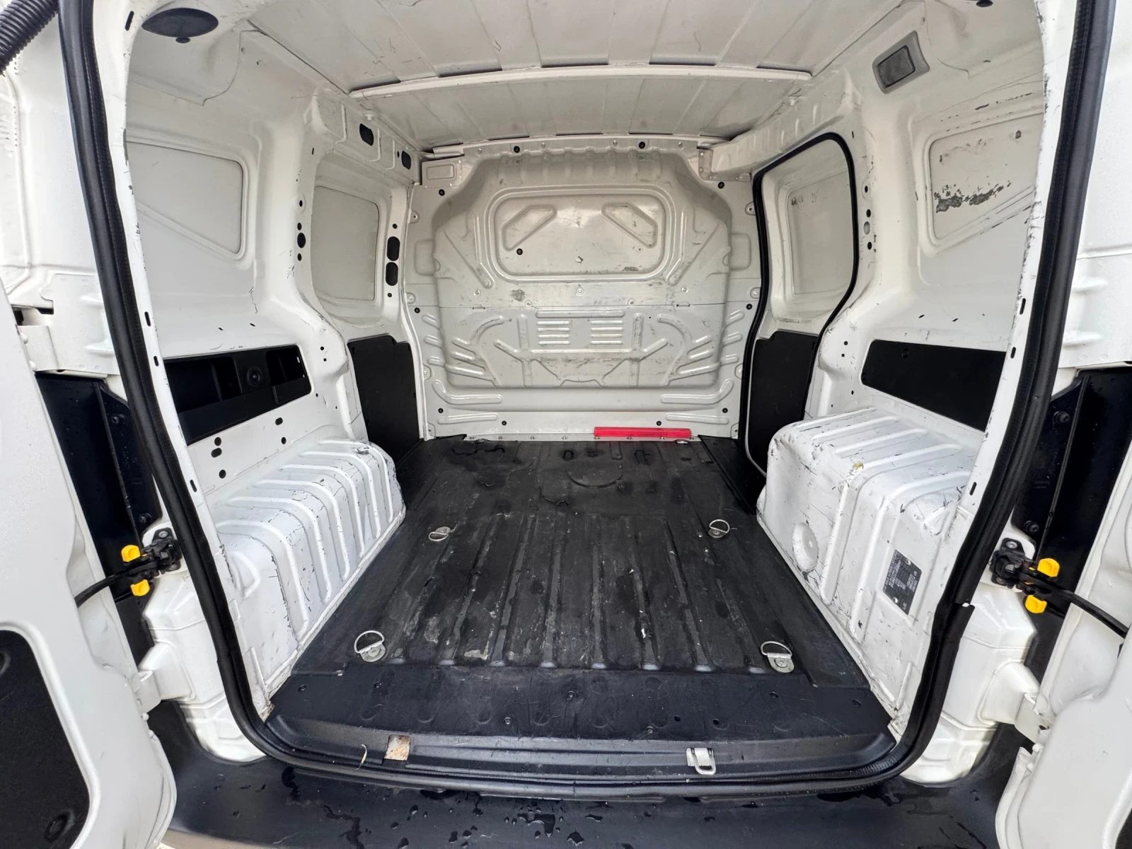 Fiat Fiorino 1.3Mjet Италия - изображение 9