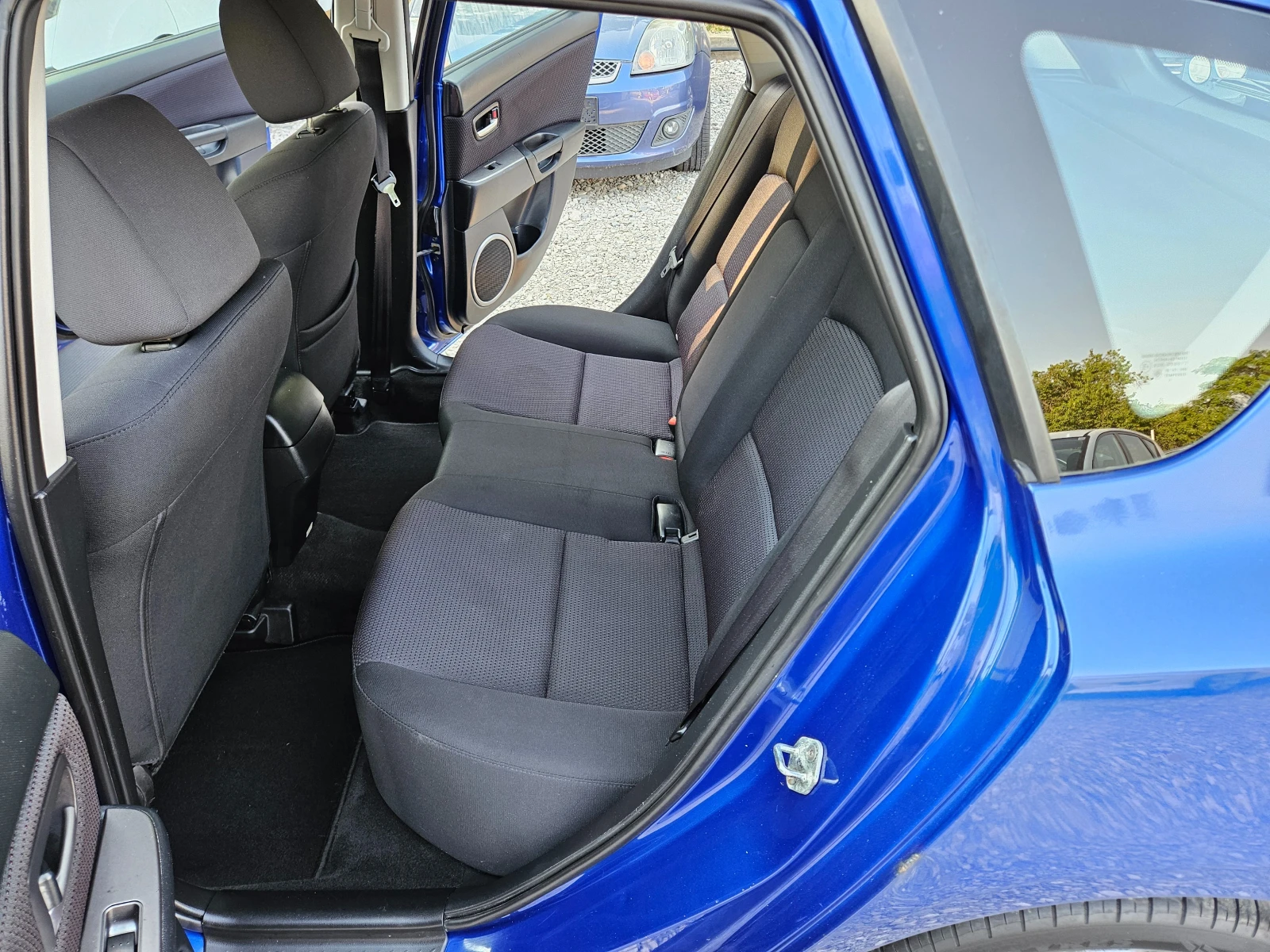 Mazda 3 1.6 HDI 90кс. - изображение 10