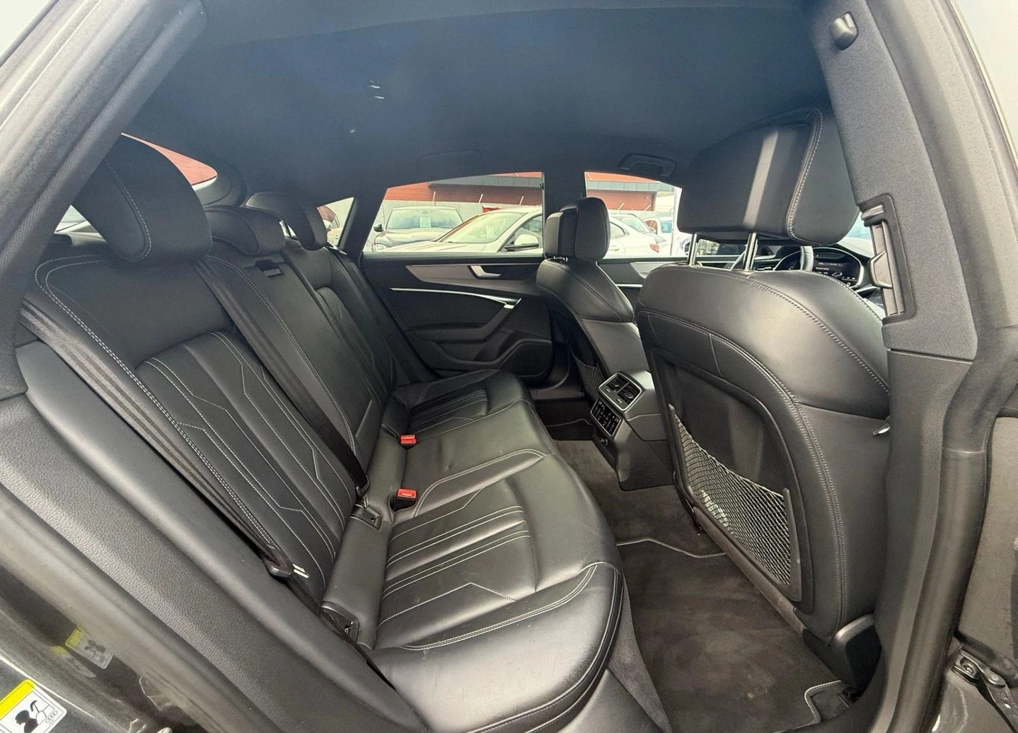 Audi A7 TDI 2.0 Sportback Quattro S-Line - изображение 9